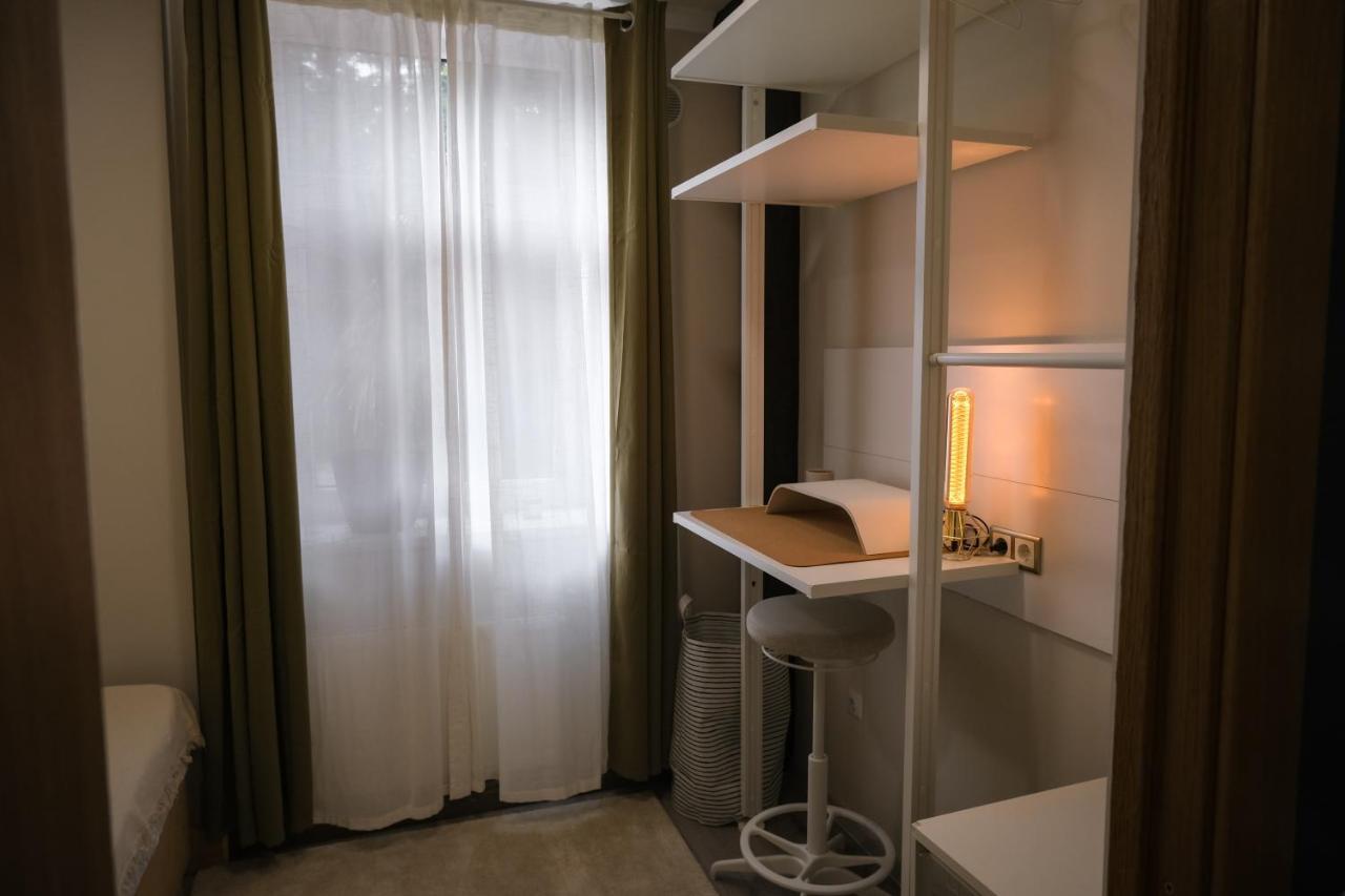 Apartamento Silti, Atjaunoti Dzivokli Tuvu Centram - 1St Floor Riga Exterior foto